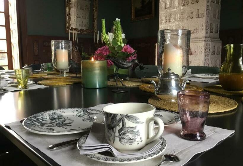 Bed and Breakfast Château Des Grotteaux