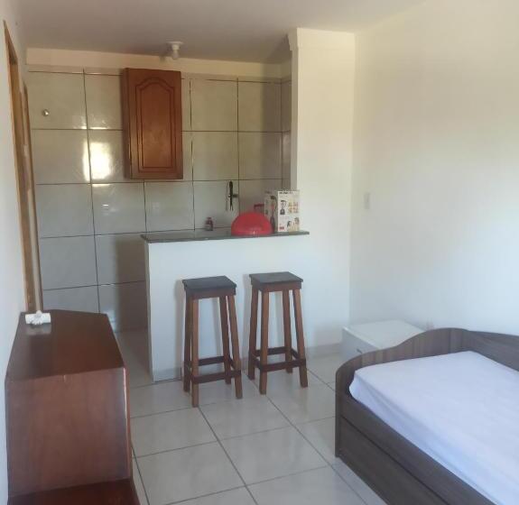 Casa Do Mochileiro Airport Hostel & Pousada