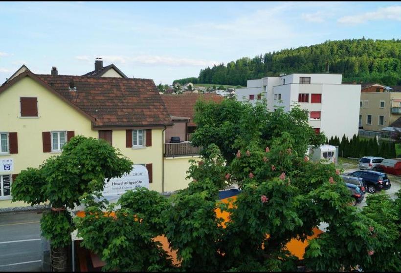 בית מלון כפרי Gasthof Kastanienbaum