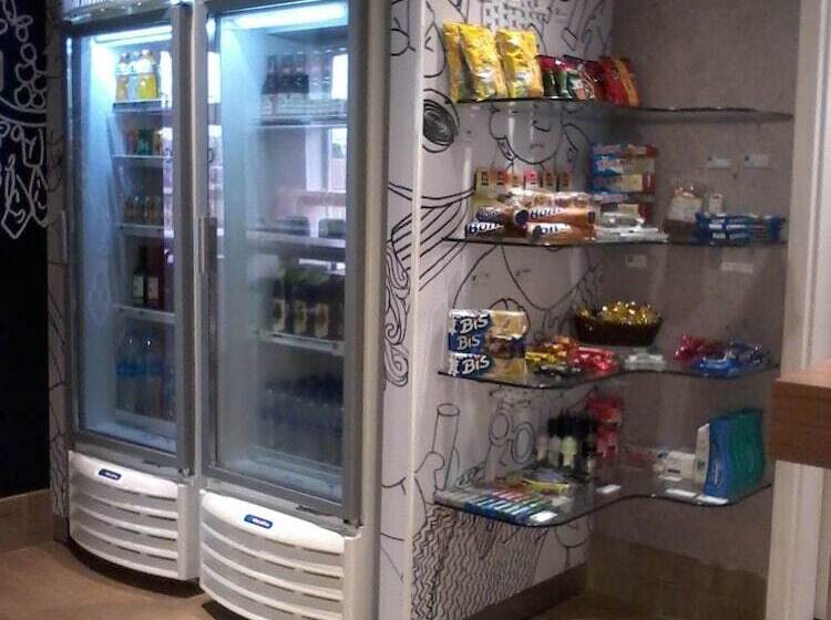 בית מלון כפרי Ibis Budget Nao Me Toque