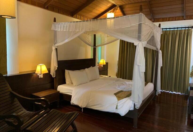 Kao Tao Villa Beach Resort