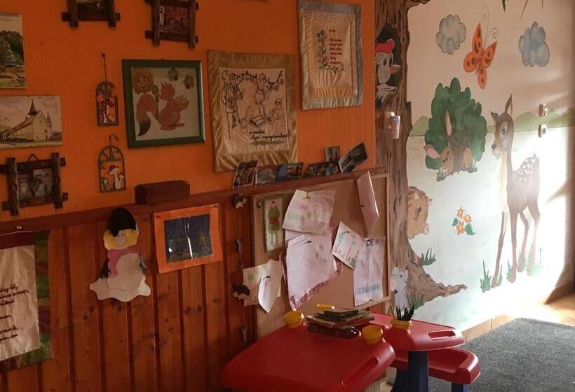 פנסיון Bakonyi Apartmanház Eplény