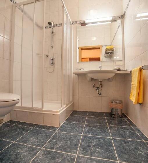 호스텔 Gasthof Mauthner Zum Kirchenwirt