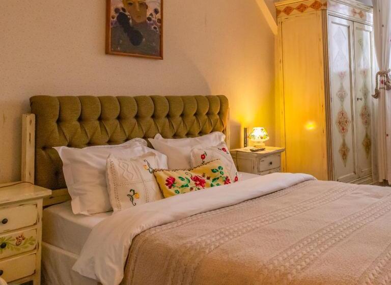 호스텔 Hanul Ancutei