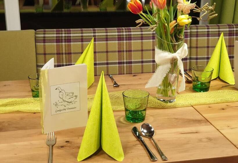 ユースホステル Landgasthof Entenwirt Tarsdorf