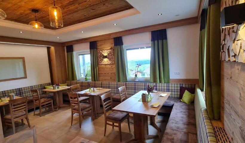 ユースホステル Landgasthof Entenwirt Tarsdorf