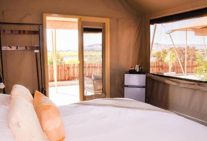 Frontier River Resort