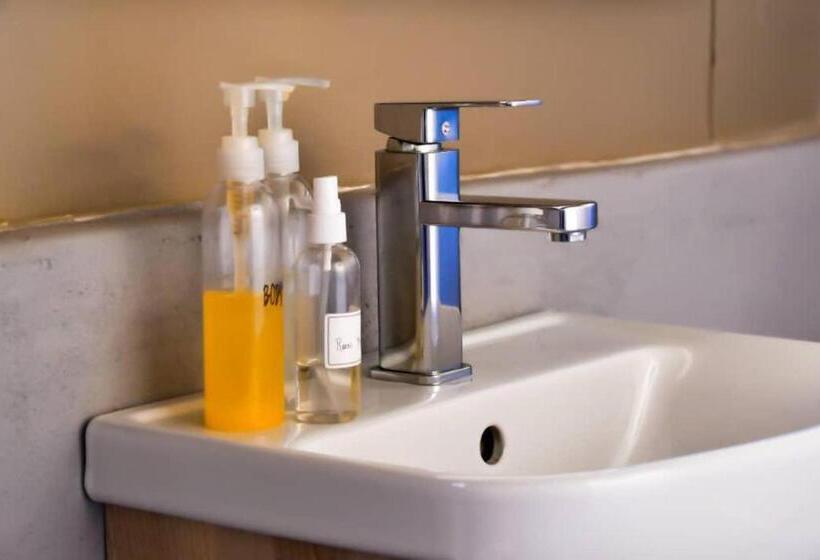 Frontier River Resort