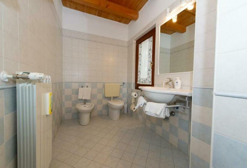 فندق Agriturismo Lis Rosis