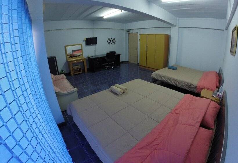 בית מלון כפרי Earth Mansion Sai 5
