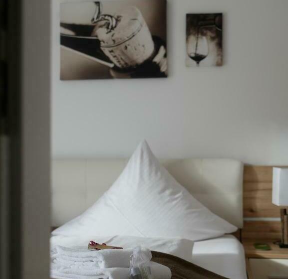 ホテル Gasthof Ginzinger