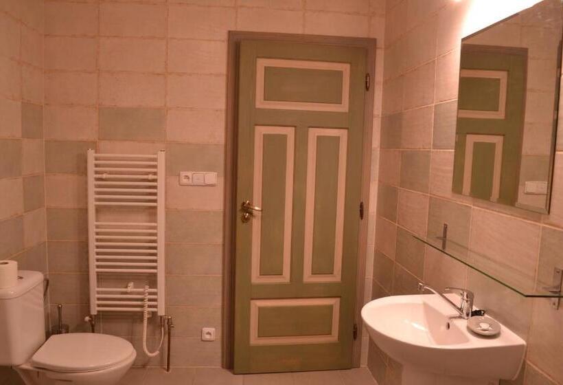 فندق Penzion Dvůr Krasíkov
