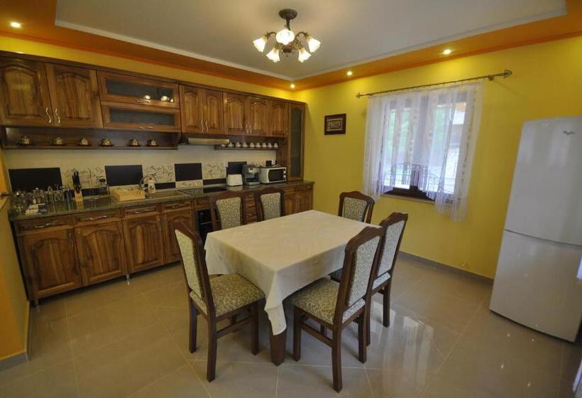 Пансион Cabana Sargetia