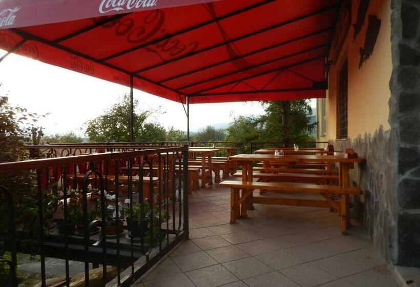 膳宿费 Penzión A Reštaurácia Pod Hradom, Turńa Nad Bodvou