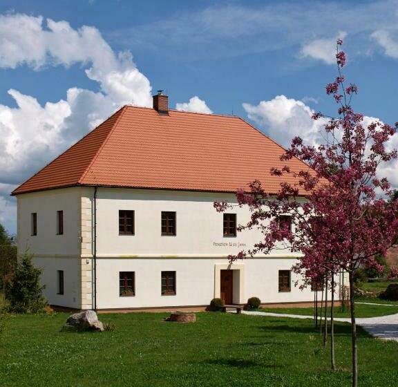 膳宿费 Penzion U Sv. Jana Kraselovský Dvůr