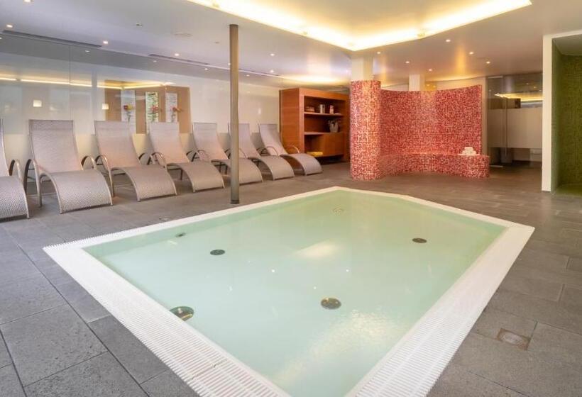 ペンション Weiss S