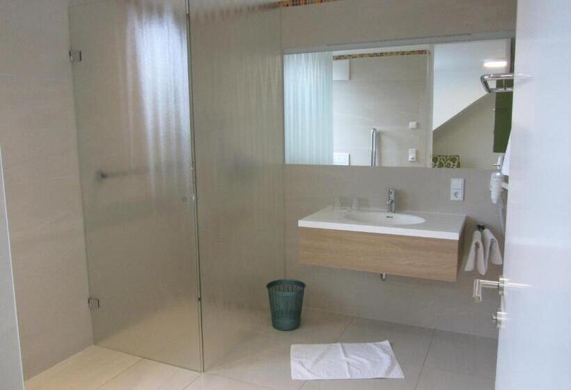 ペンション Weiss S