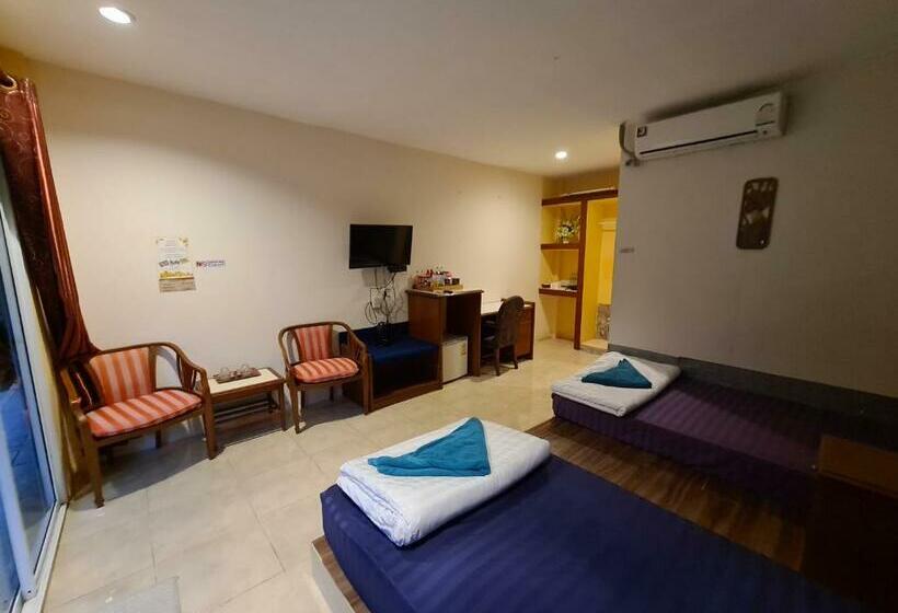 Phutawan Resort