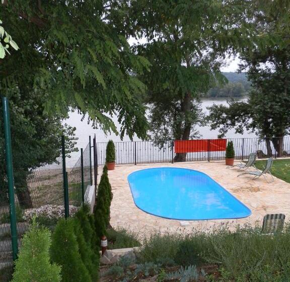 منتجع Mlyn Penzion & Wellness