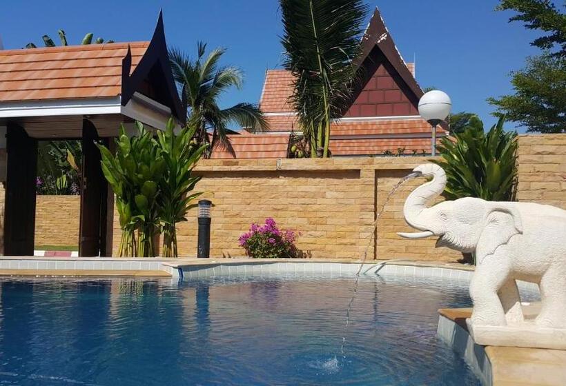 Vip Chain Resort Pool Villa