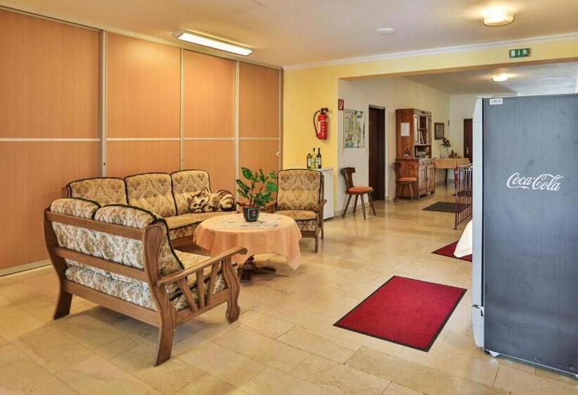 הוסטל Gasthof Bader