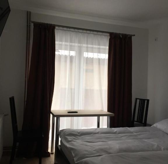 فندق صغير Mini Hotel Megora