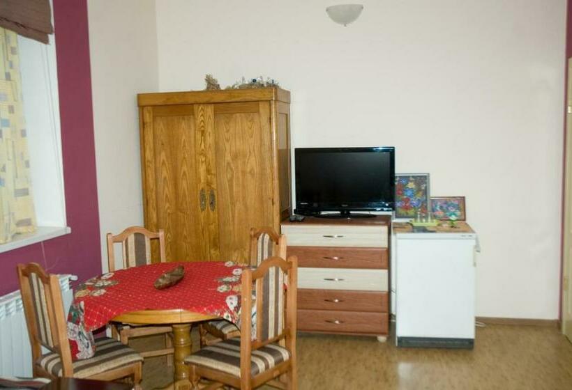 فندق صغير Turul