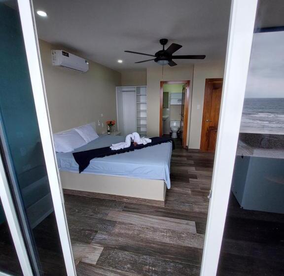 مبيت وإفطار The Lookout Beach