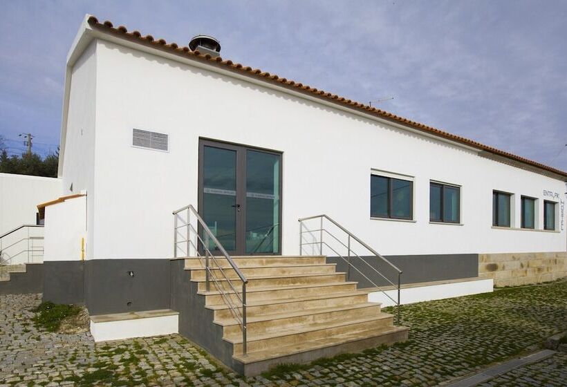 Hostel Entryfik