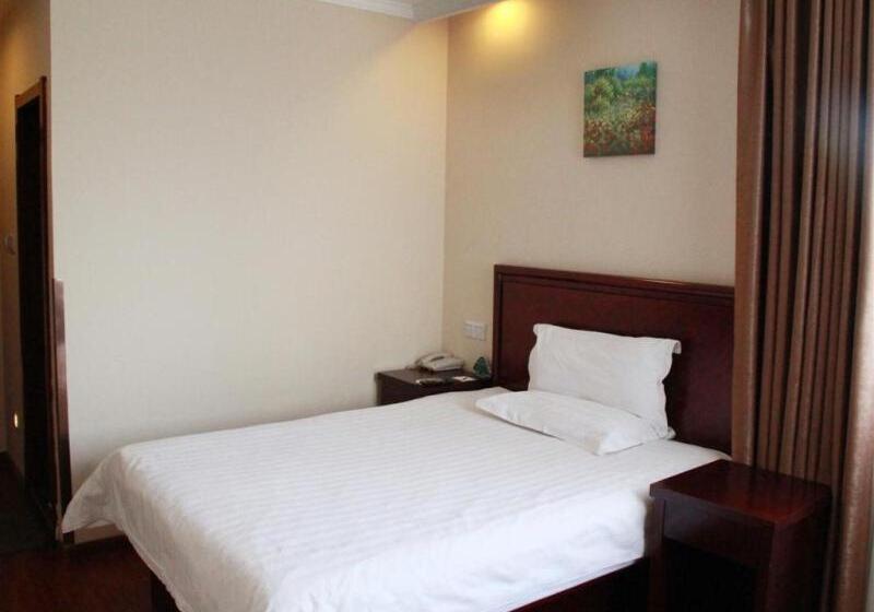 Отель Greentree Inn Henan Zhengzhou Shangjie District Xuchang Road Express