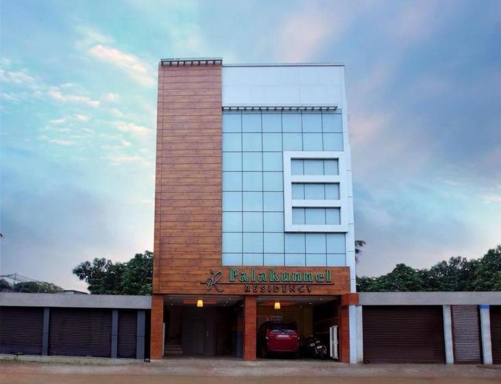 호텔 Palakunnel Residency
