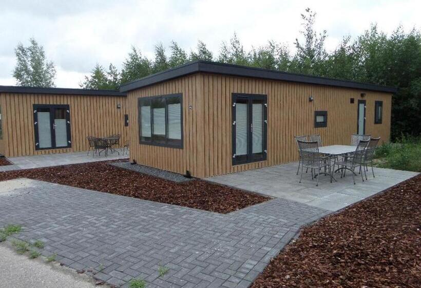 호텔 Vakantiepark Camping De Peelpoort