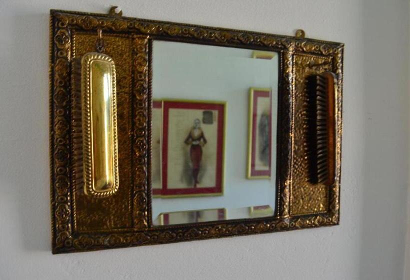بنسيون 3 Darling Street Guest House