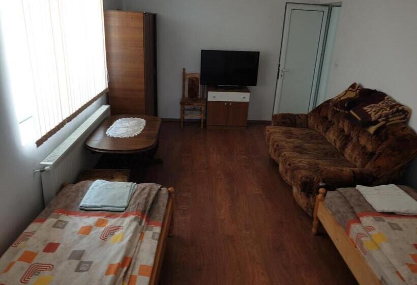 ペンション Guest House Chala