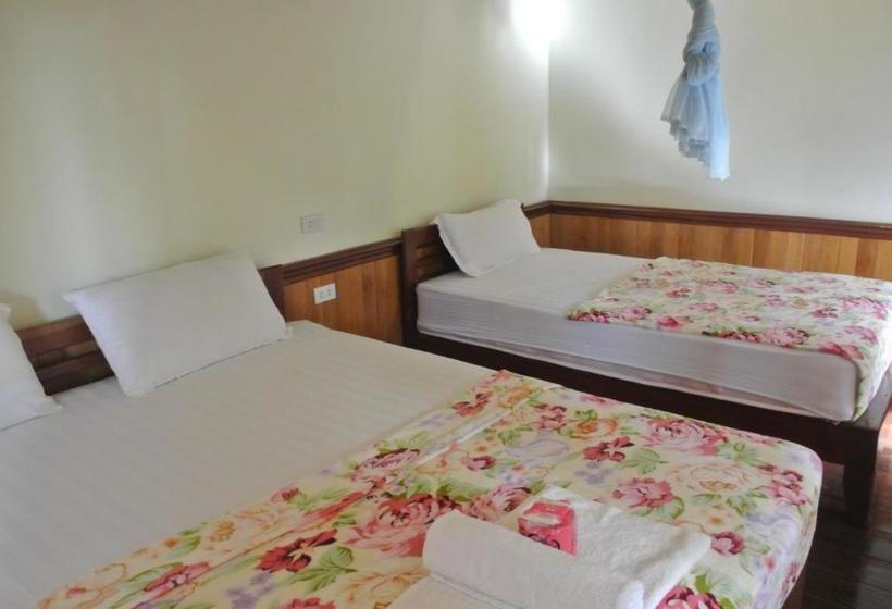 פנסיון Nongsak Riverside Guesthouse & Nongsak Guesthouse