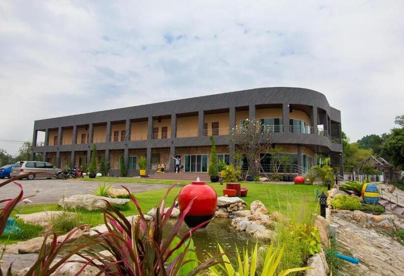 리조트 Tara Spa Ratchaburi