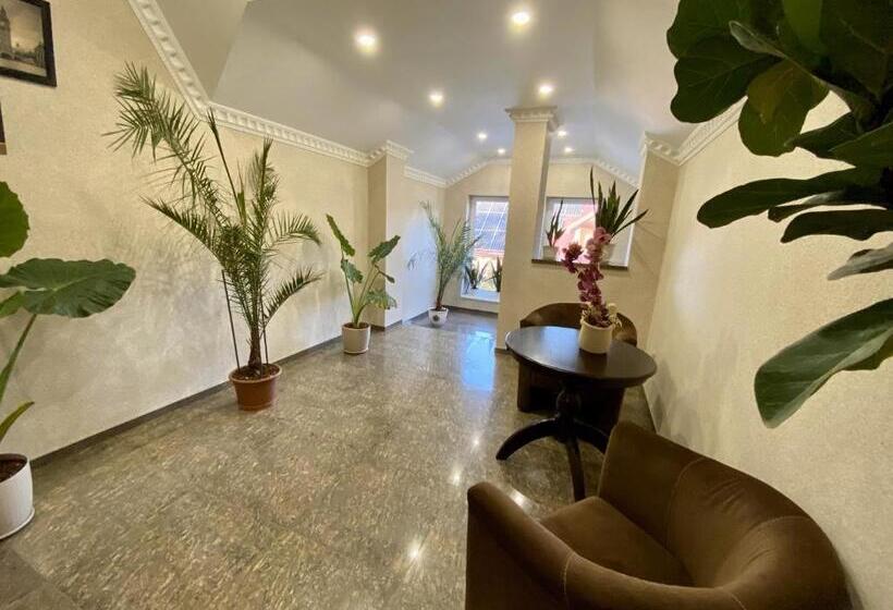 Sting Hotel & Event Palace