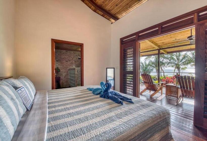 مبيت وإفطار Oasis Bluff Beach