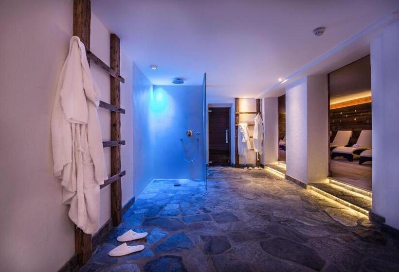 ホテル Albergo Posta Pederoa