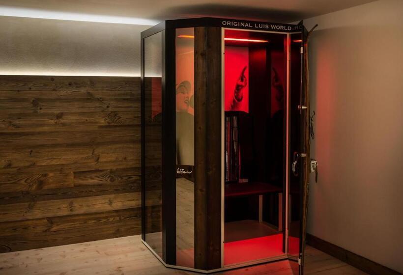 ホテル Albergo Posta Pederoa