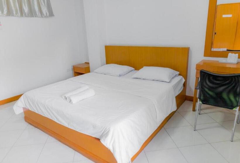 هتل Chonnatee Residence