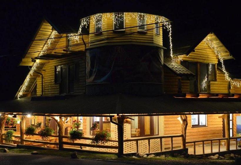 酒店 Taverna Ceahlau