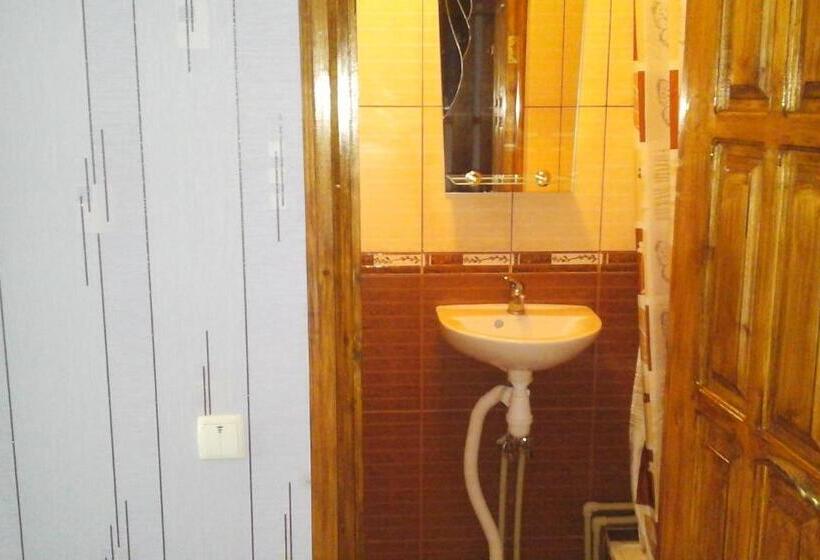 ペンション Guest House Magnat