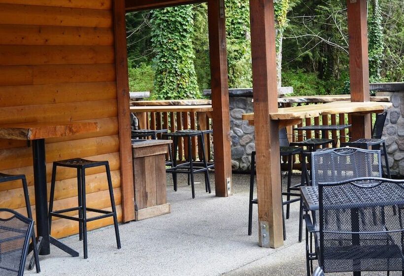 호스텔 Sasquatch Inn
