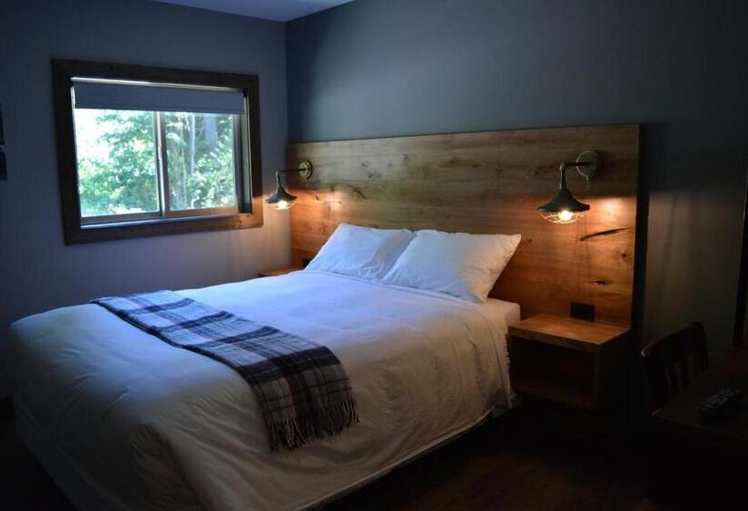 호스텔 Sasquatch Inn