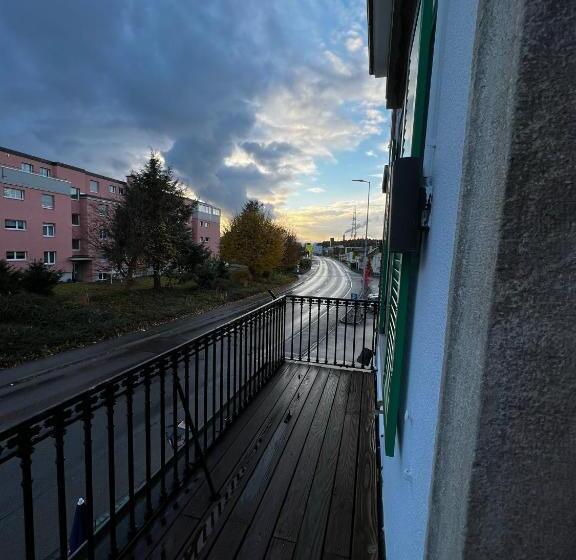 旅馆 Smartroom Hotel Rössli Hunzenschwil