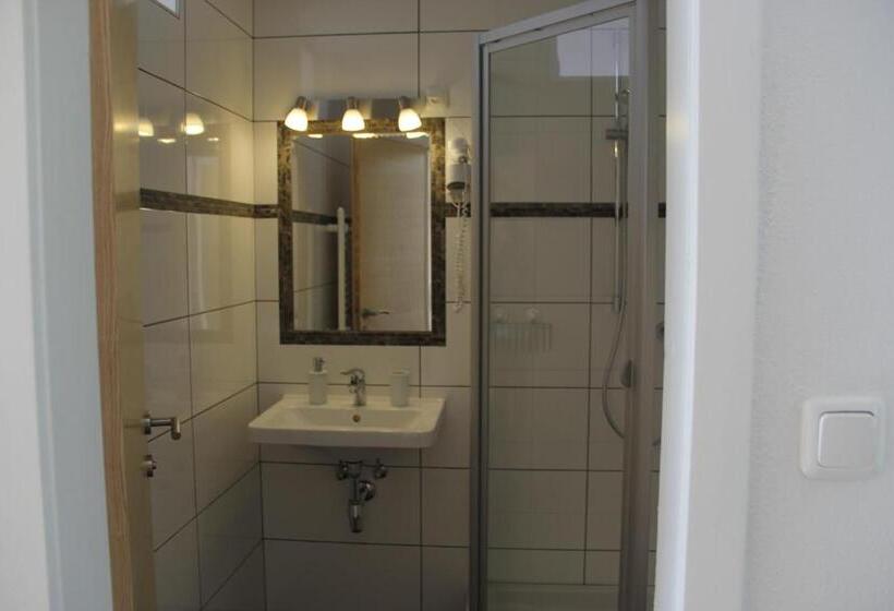 Bed and Breakfast Ferienwohnungen Schöbringer