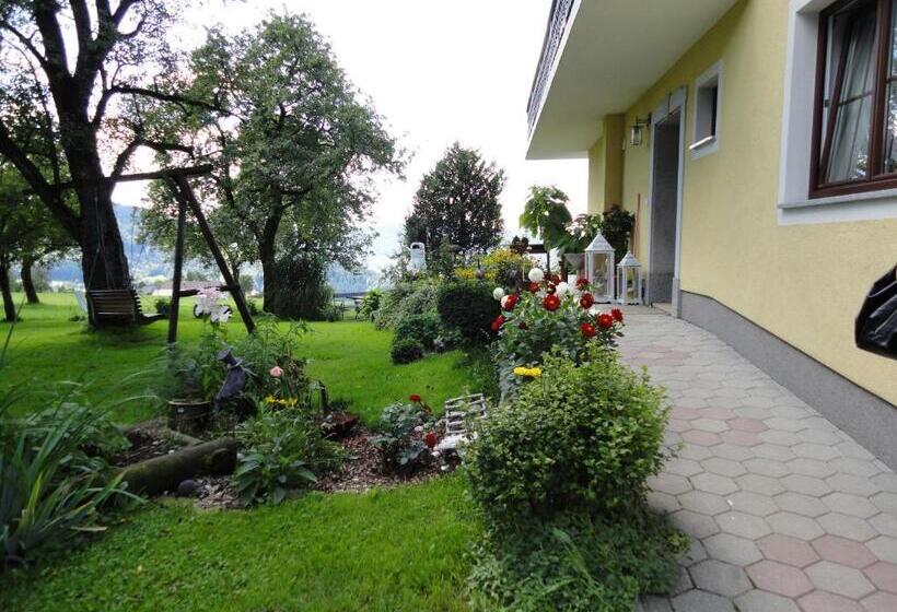 Bed and Breakfast Ferienwohnungen Schöbringer