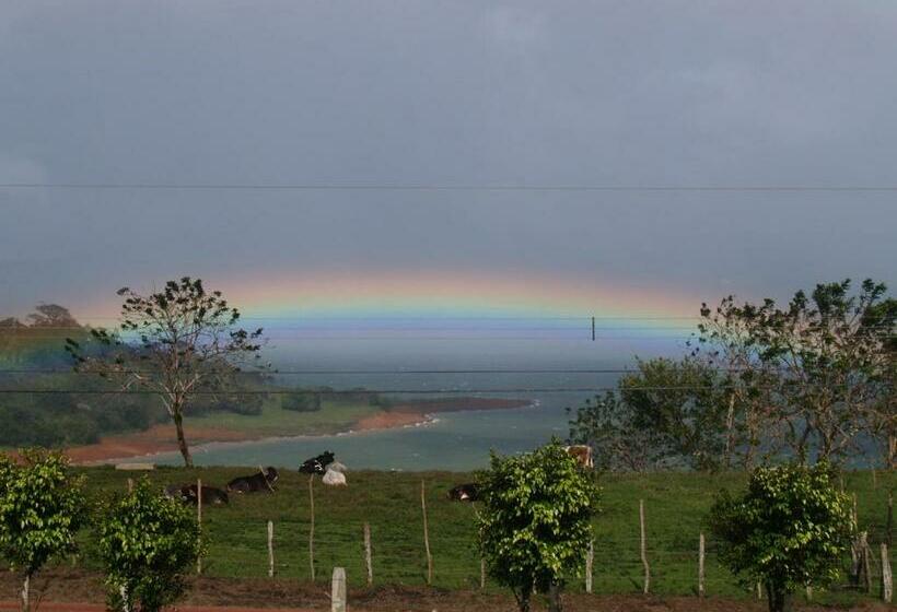 住宿加早餐  Monte Terras