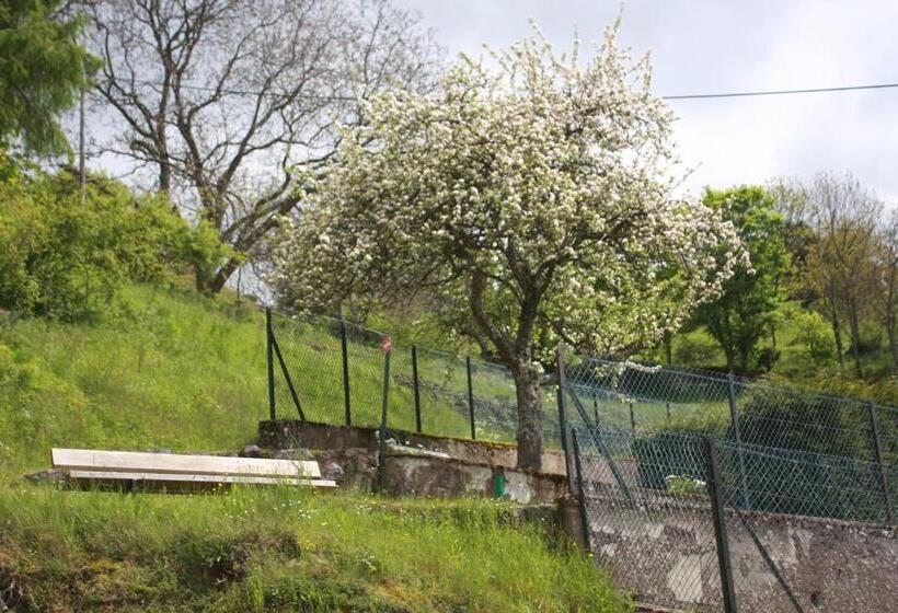 בית מלון כפרי Hôtel Restaurant Roess